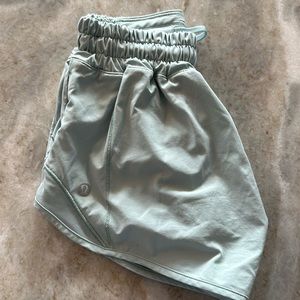 Lululemon Hotty Hot Shorts 2.5in Size 0 color Hazy Jade